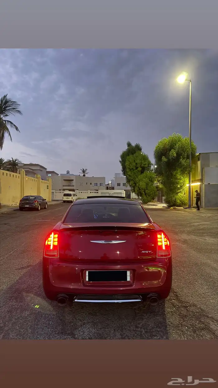 كلايسلر srt 6.4 2