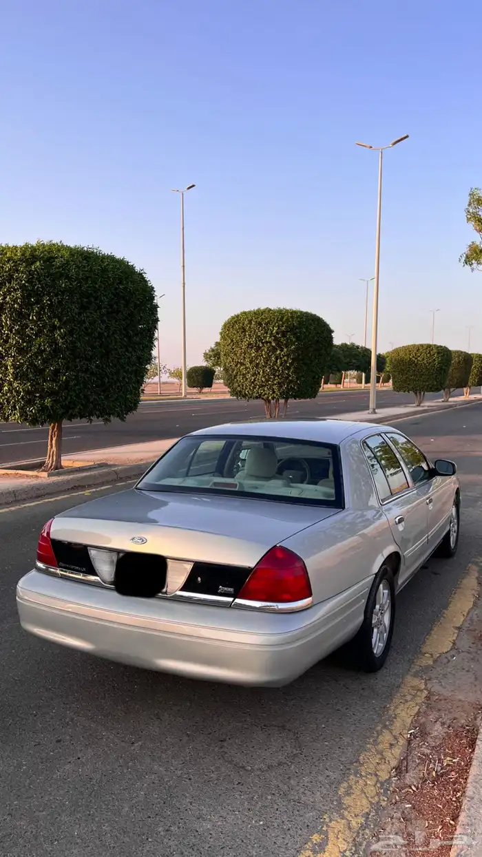 فورد كروان فكتوريا2006 4