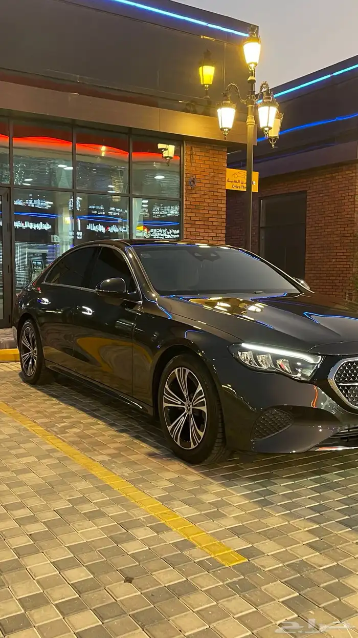 مرسيدس E200 2024 عداد 9 آلاف ضمان الجفالي إلى 2026 18