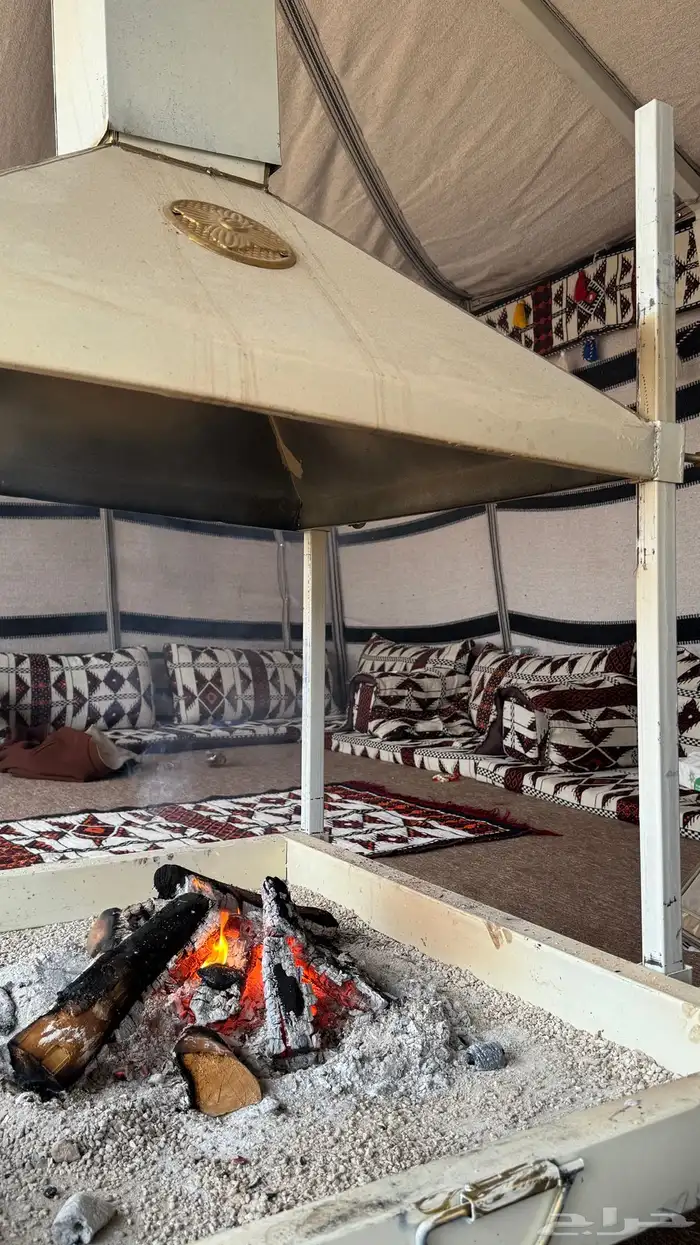 مخيم للبيع 1