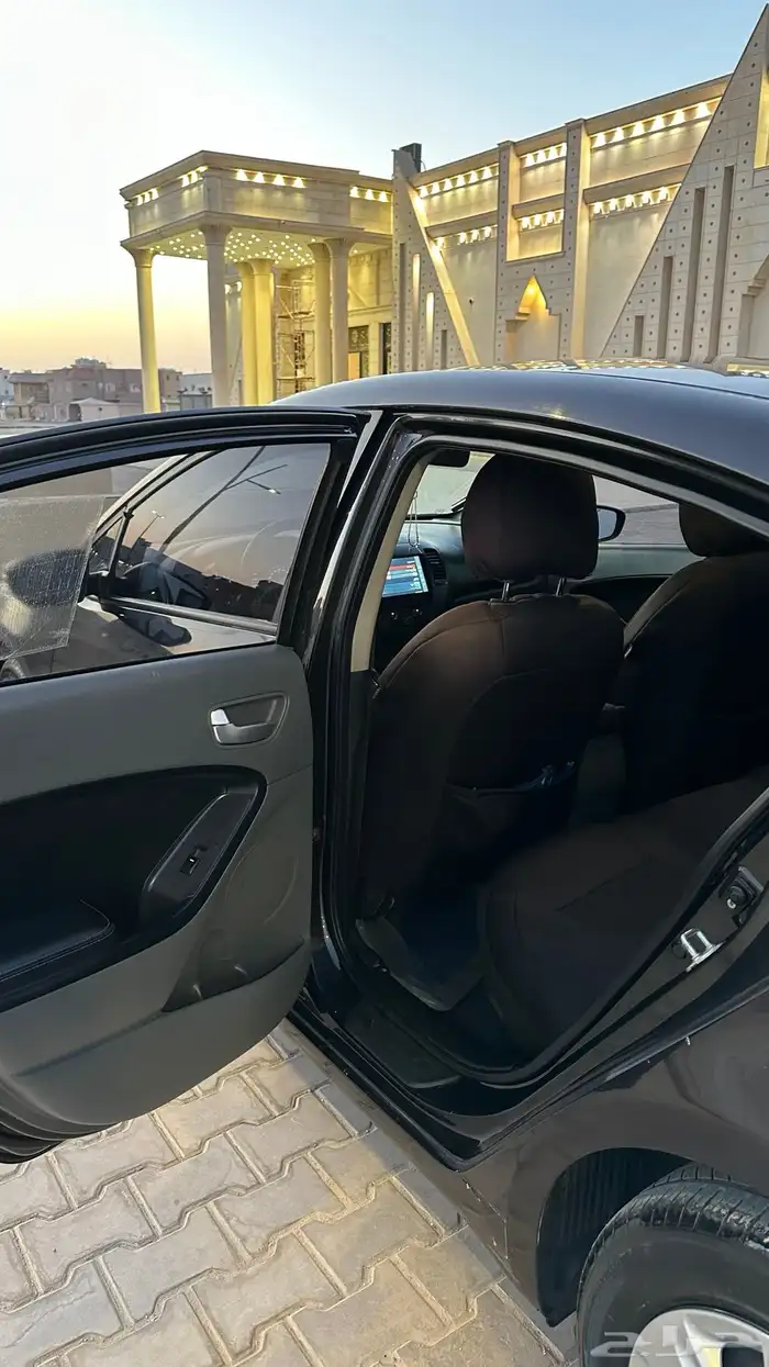 كيا سيراتو 2018 8