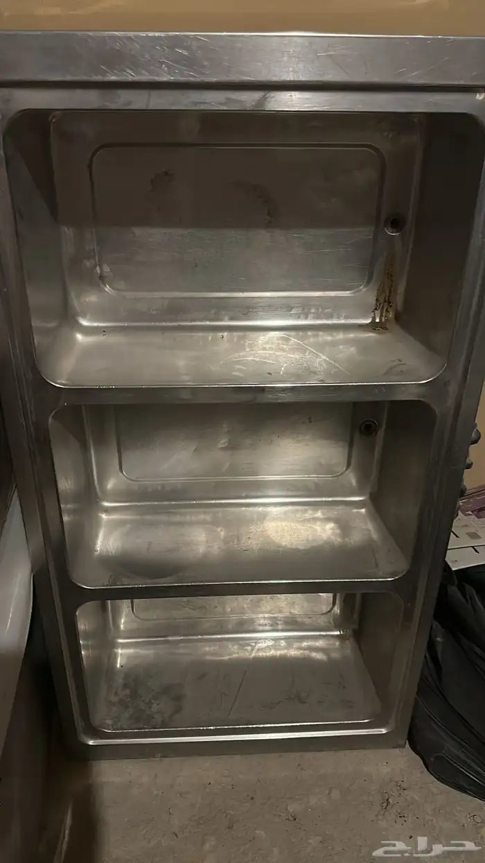 معدات مطعم كاملة بحالة نظيفة 4