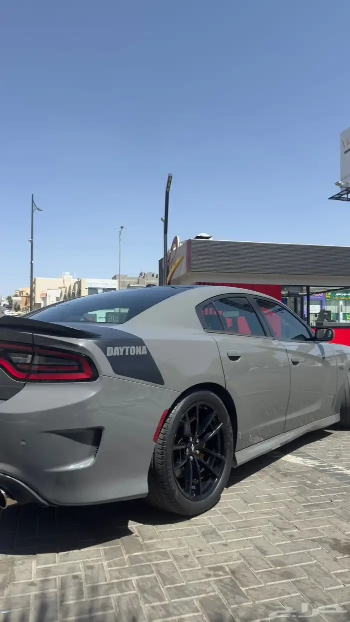 دوج تشارجر SRT 6.4 وكاله قمة ف نظافه 1