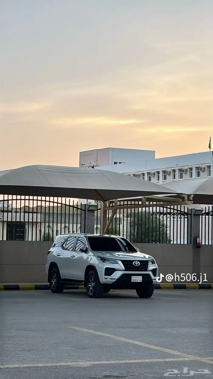 فورشنير 2024 بسعر 98 الف ماشي 58 شبه جديد 0