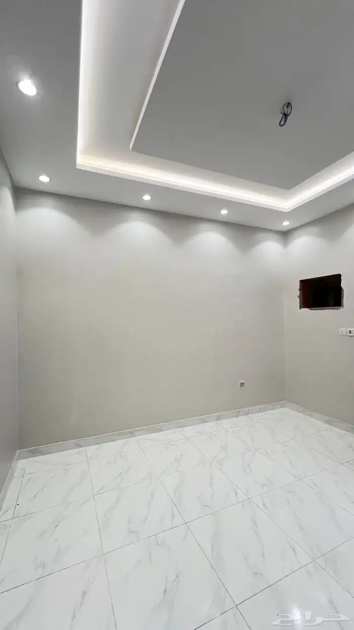 شقة 4 غرف للإيجار بحي الرياض   جدة 5