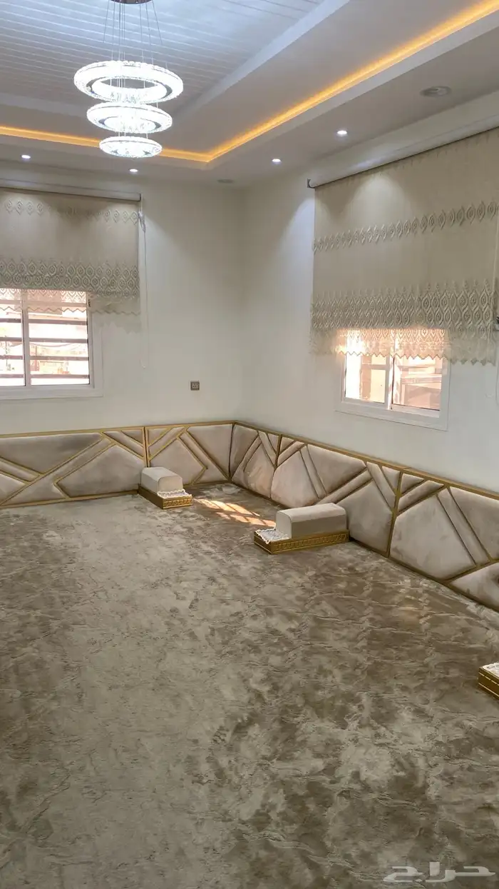 مجلس كامل تم البيع 1