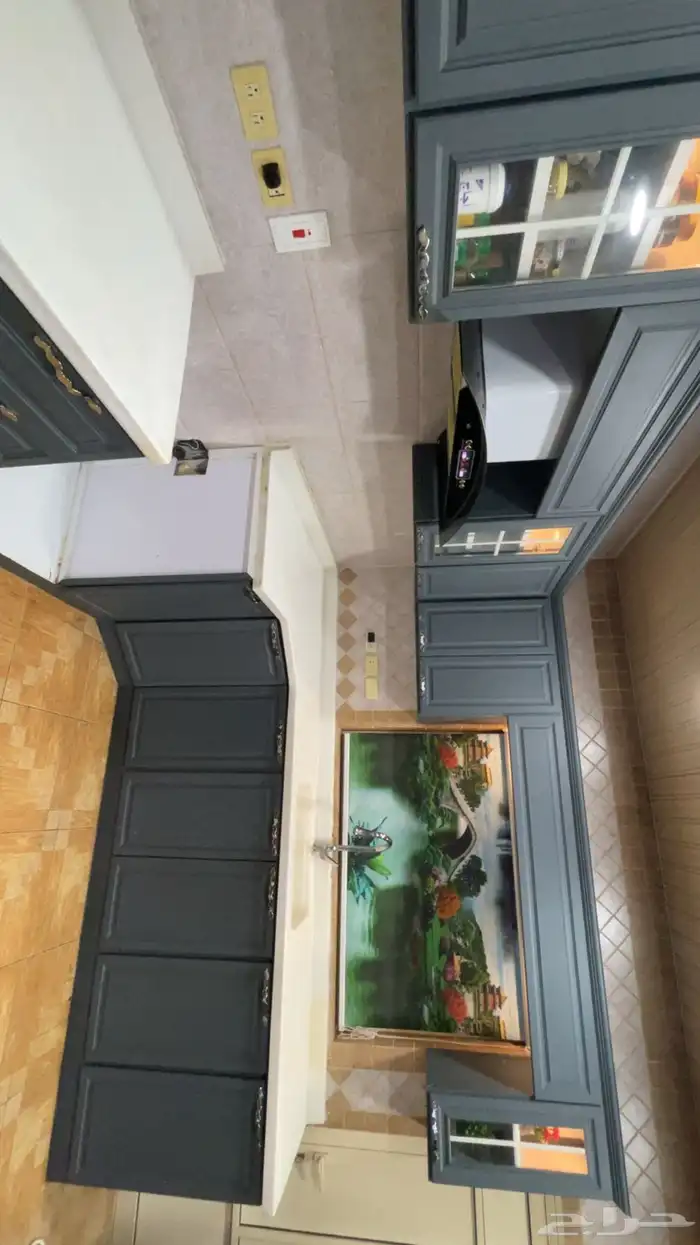 دولاب مطبخ المنيوم لون مميز وتفصيل راقي 3