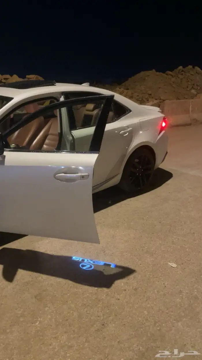 لكزس is350 ارنوب 2