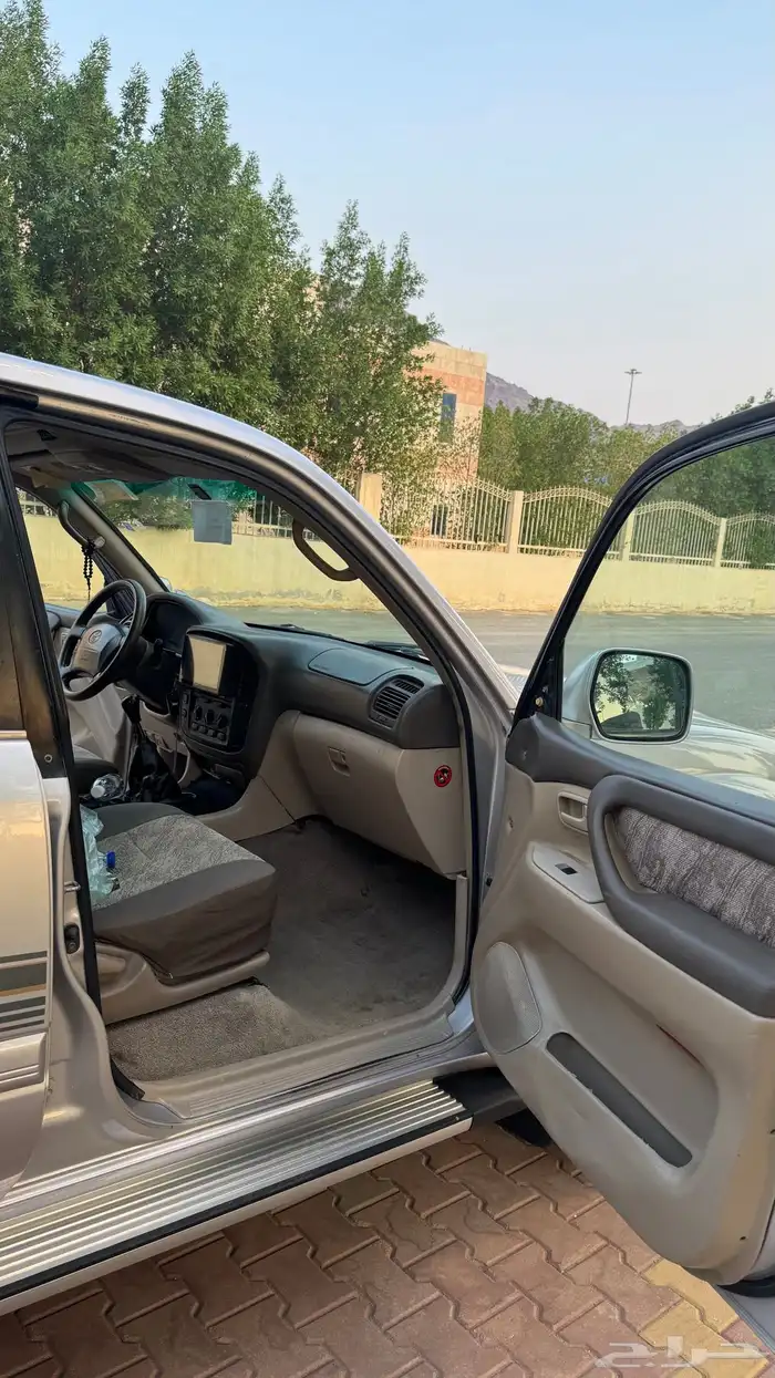 للبيع لاندكروزر 2002 11