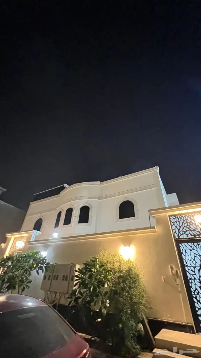 شقة 4 غرف للإيجار بحي الرياض   جدة 0