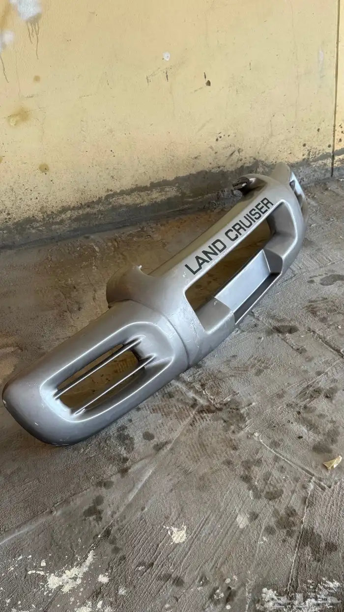 صدام امامي جيب لندكلوزر 1