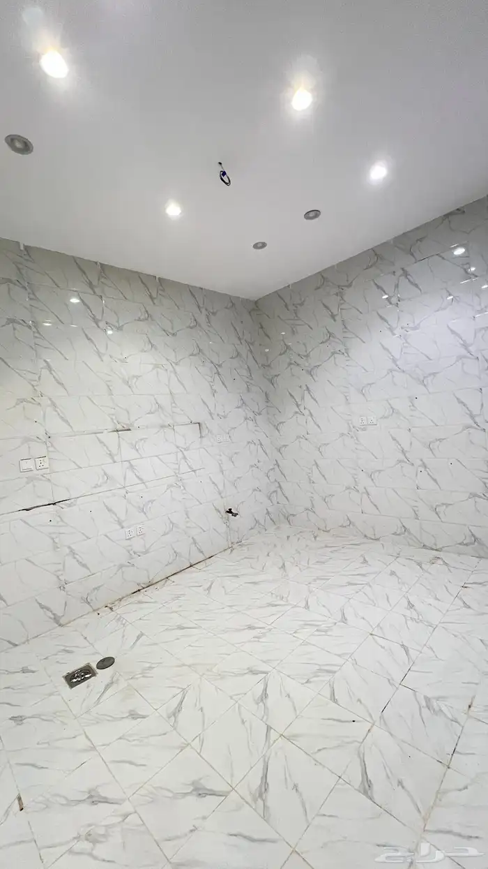 شقة 4 غرف للإيجار بحي الرياض   جدة 7