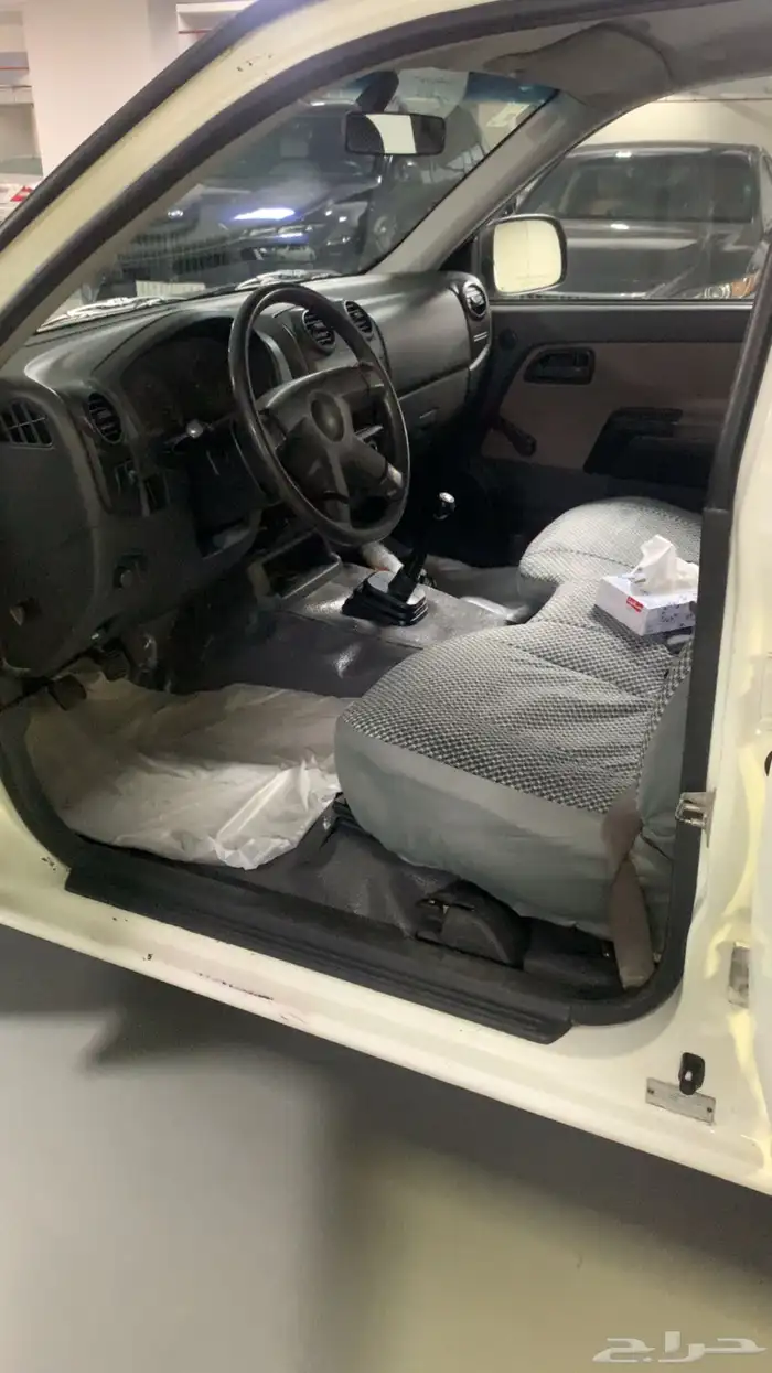 للبيع أيسوزو 2012 ديزل غمارتين 9