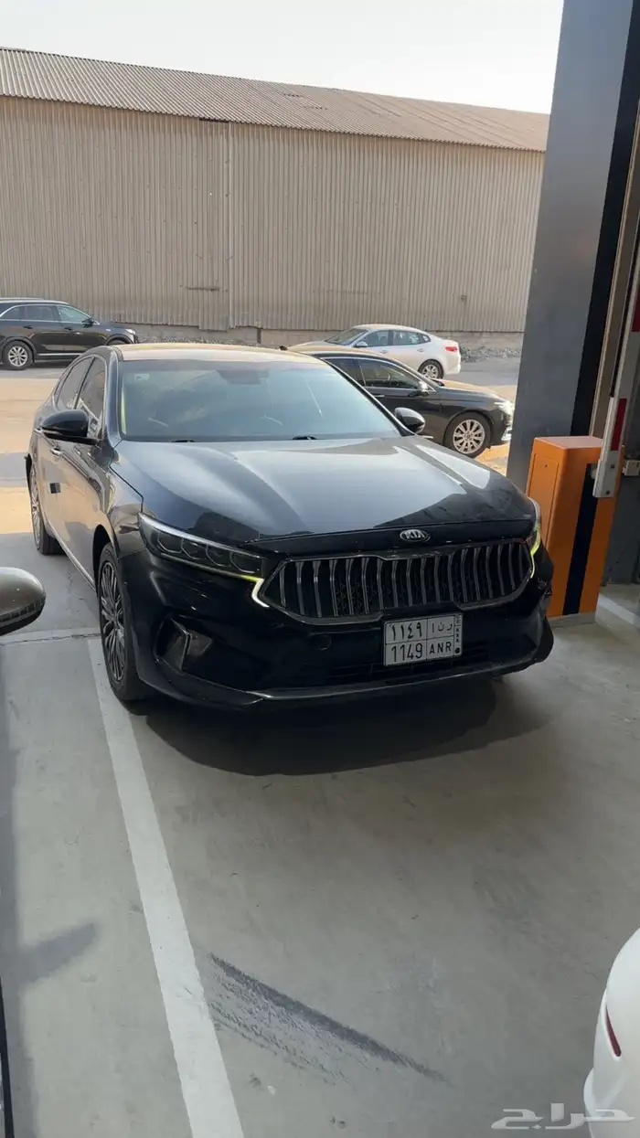 كادينزا 2020 اللون اسود 0