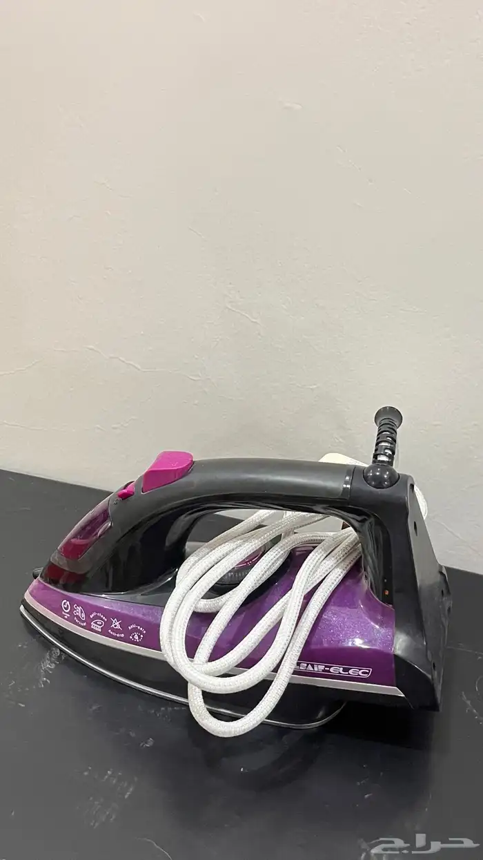 مكواة ملابس 1