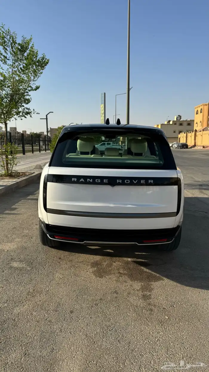 رنج روفر 2024 HSE ناغي 8