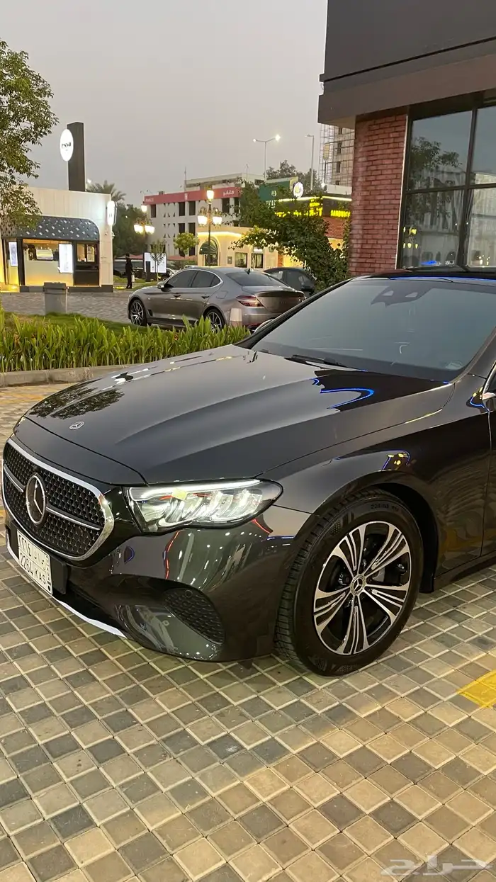 مرسيدس E200 2024 عداد 9 آلاف ضمان الجفالي إلى 2026 8