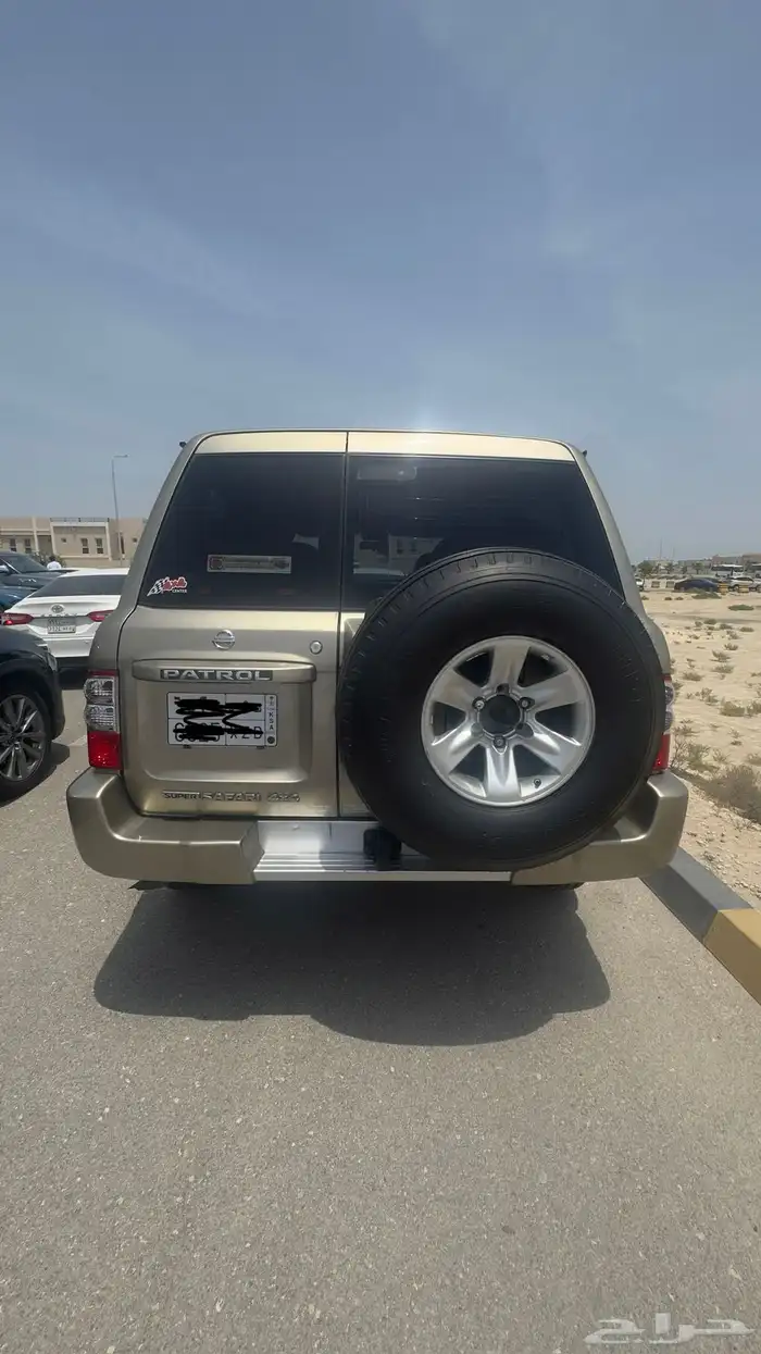 السلام عليكم اعرض لكم فتك 2003 سوبر سفاري 6
