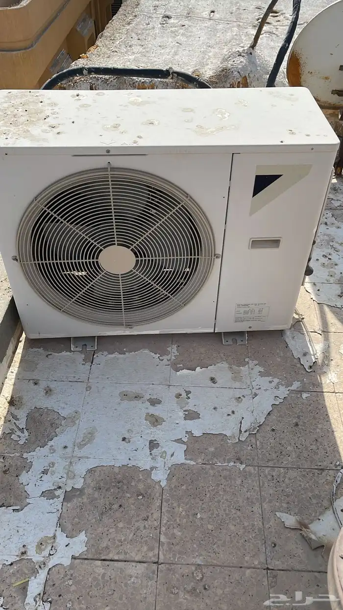 مكيف 2 طن و سرير هزاز و غاز خمس رؤوس مع فرن 10