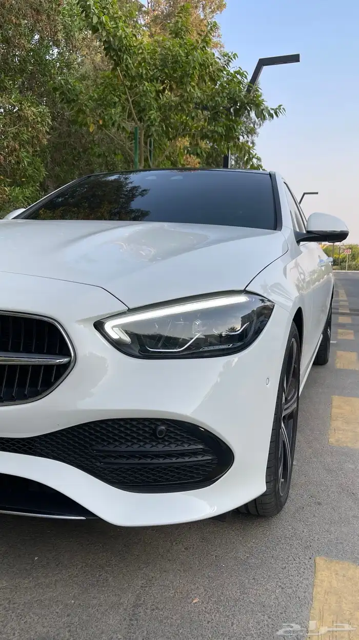 مرسيدس C300 2024 عداد 11 الف km ضمان الجفالي إلى 2026 8