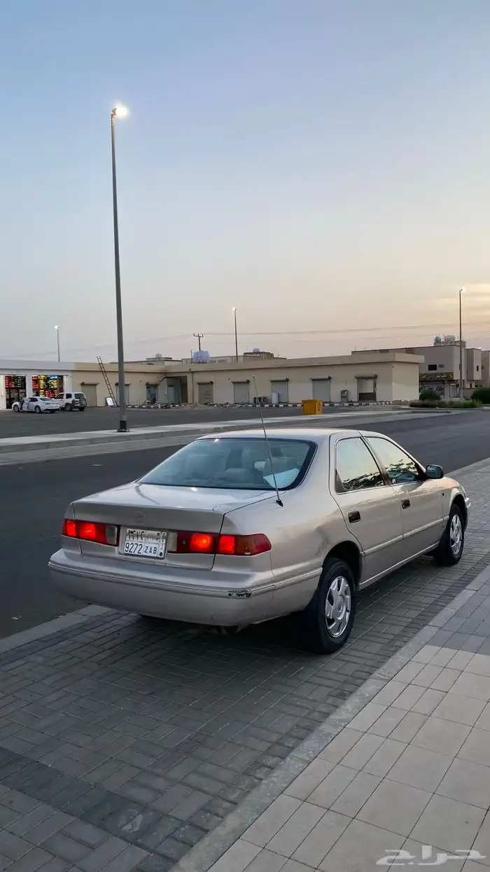 كامري 2002 للبيع محركات شرط قير عايدي 2