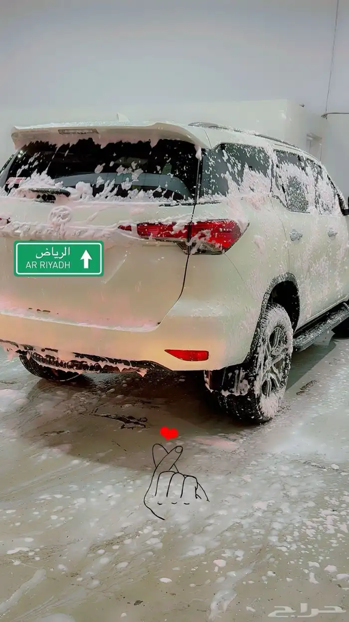 للبيع فورتشنر 2021 4 سلندر بنزين 8