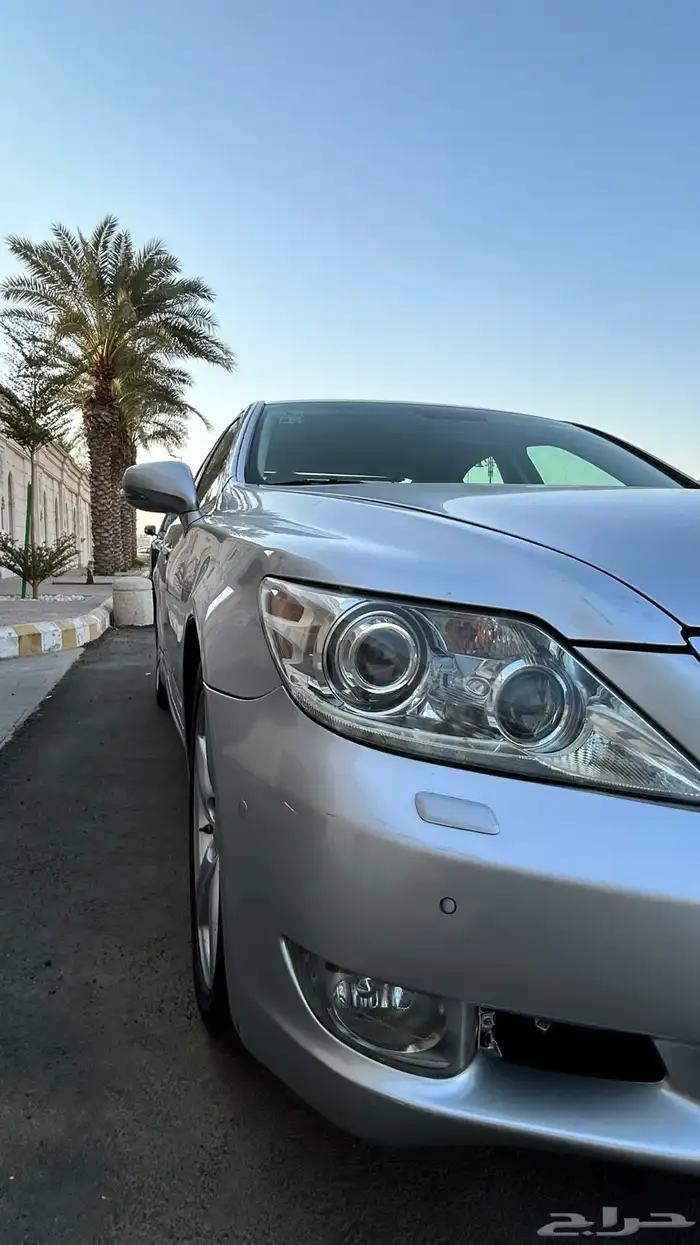 لكزس LS460 موديل 2010 سعودي 2