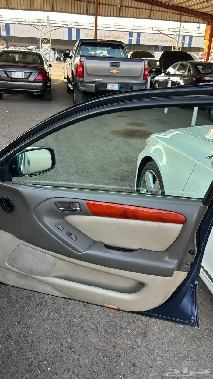 لكزس GS300 موديل 2004 ممشى قليل 9