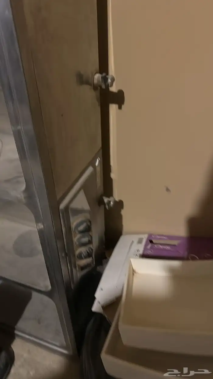 معدات مطعم كاملة بحالة نظيفة 5