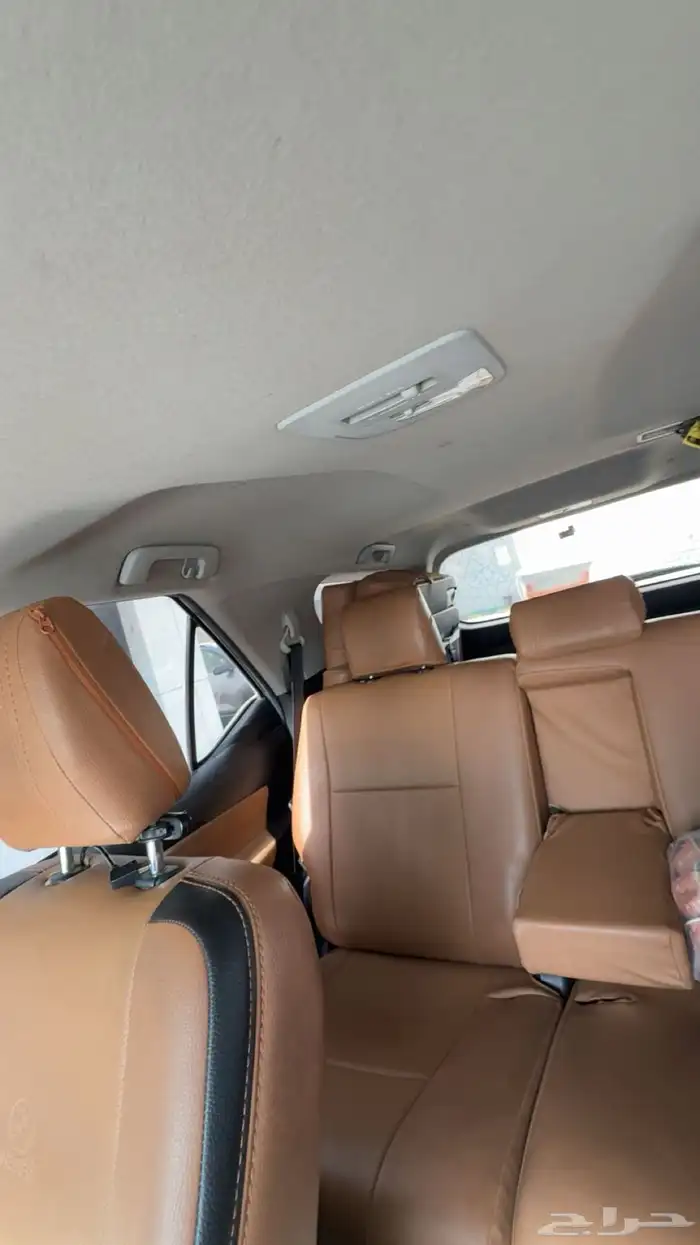 للبيع فورتشنر 2021 4 سلندر بنزين 6