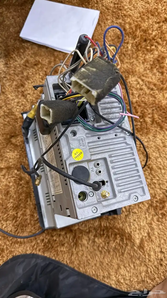 شاشه برادو 2004 0