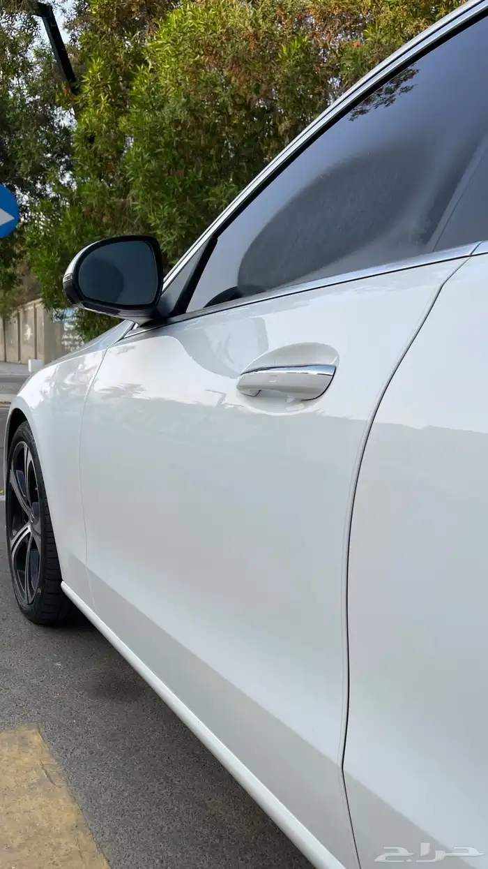 مرسيدس C300 2024 عداد 11 الف km ضمان الجفالي إلى 2026 11