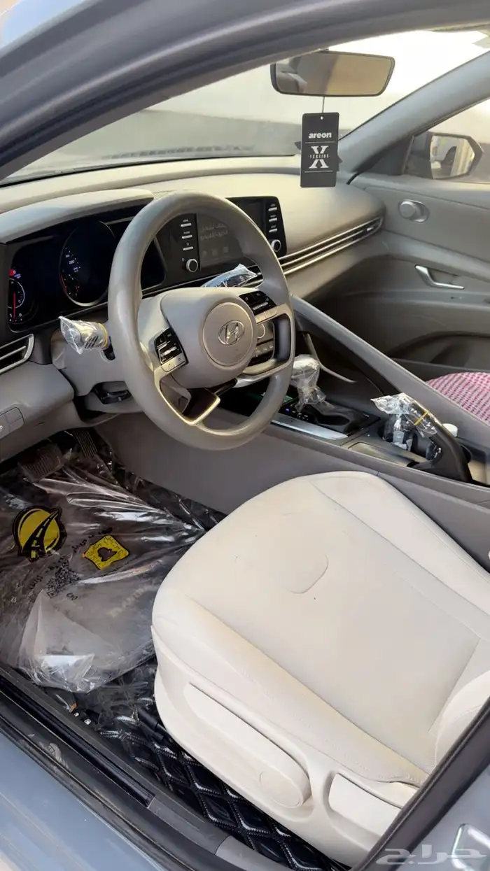 للبيع النتراء 2023 نص فل 11