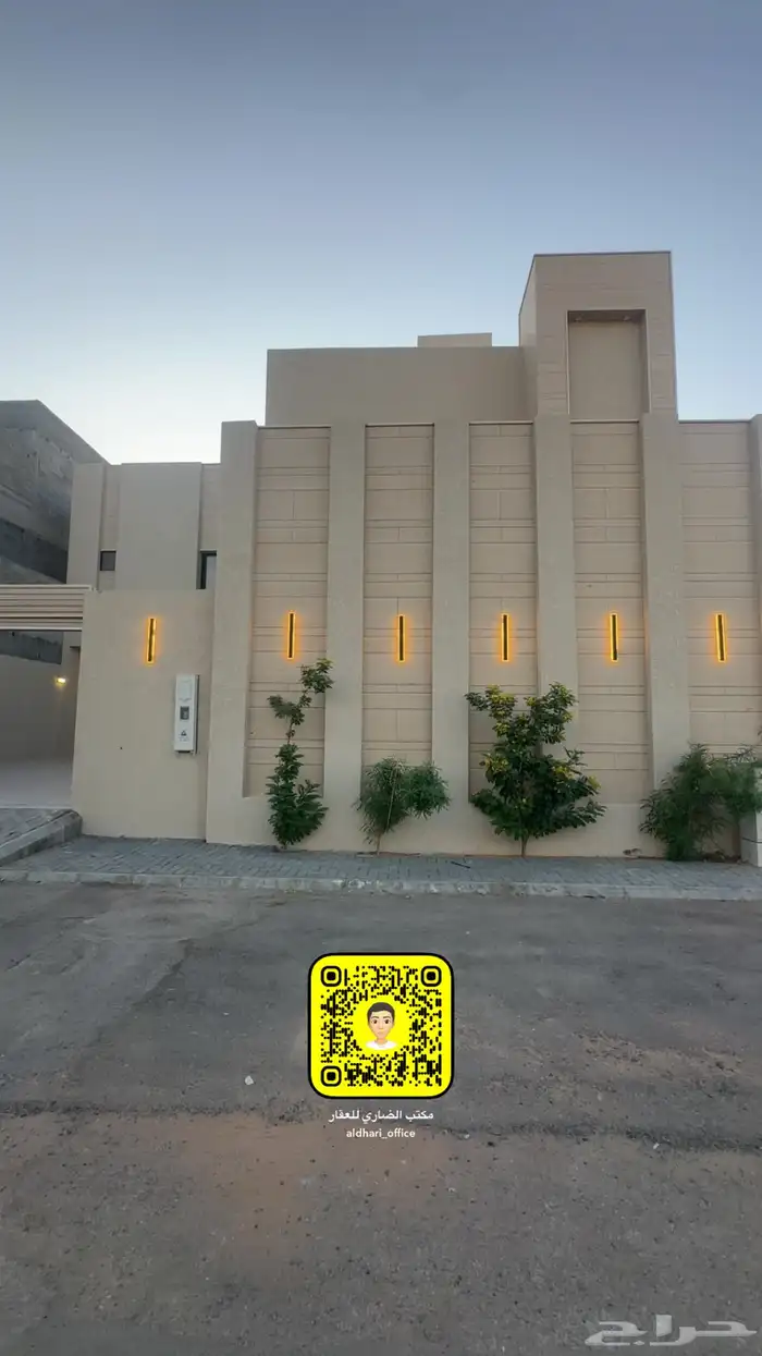 للبيع فله بحي المزاده عنيزة 1