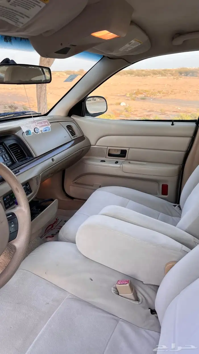 فورد كروان فكتوريا2006 9