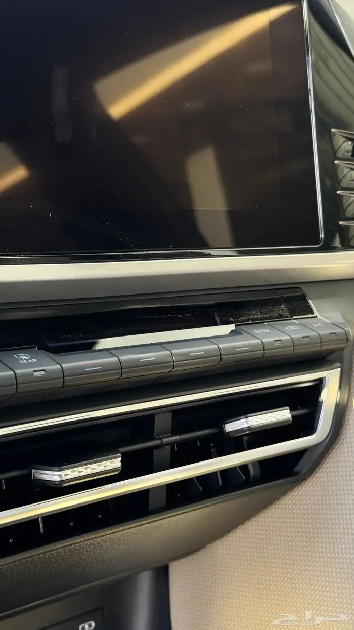 تويوتا كامري LE فتحة بنزين تشغيل عن بعد 2025 الساير- 121.500 8