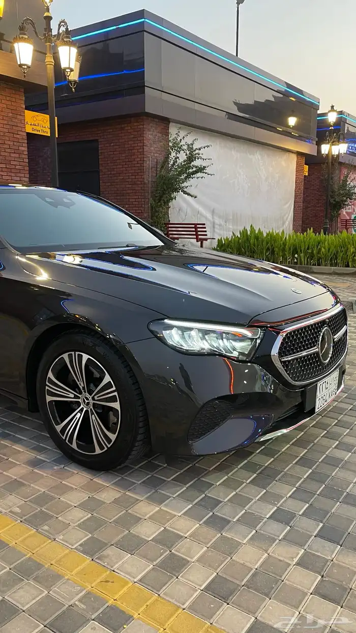مرسيدس E200 2024 عداد 9 آلاف ضمان الجفالي إلى 2026 19