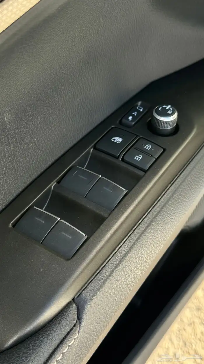 تويوتا كامري LE فتحة بنزين تشغيل عن بعد 2025 الساير- 121.500 4