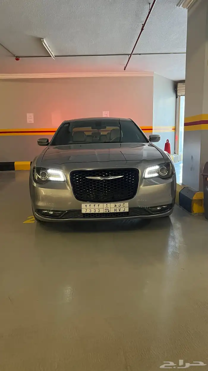 كرايسلر S300 نظييف جدا 2