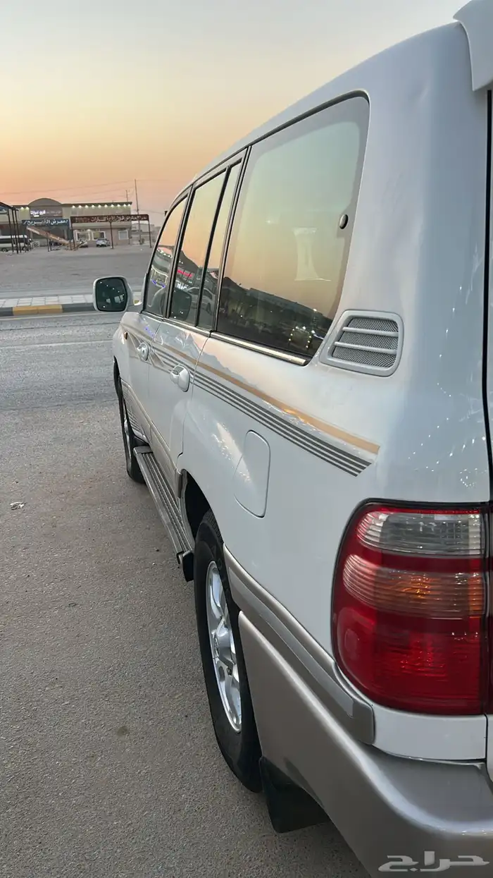 لاندكروزر 2002 VX.R فل كامل 10