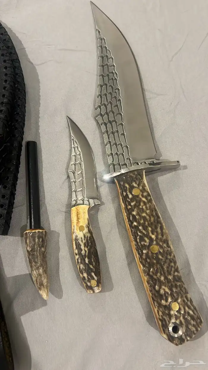 سكين صب حديد كامل المقبض من قرن غزال مع سكين صغير وقداح 2