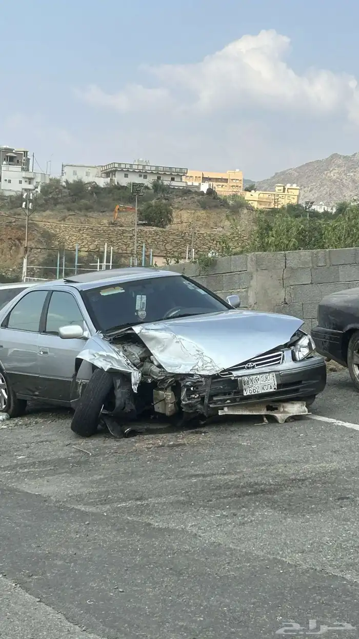 للبيع كامري 2002 ب حالتها ذي 2