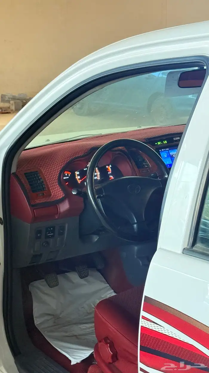 هايلكس 2015 فل عبداللطيف جميل 7