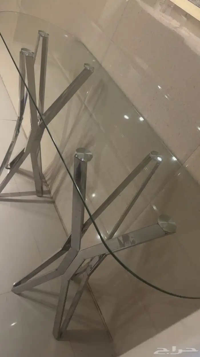 طاولة استقبال زحاج 130سم في 40سم ب 300 اريال 0