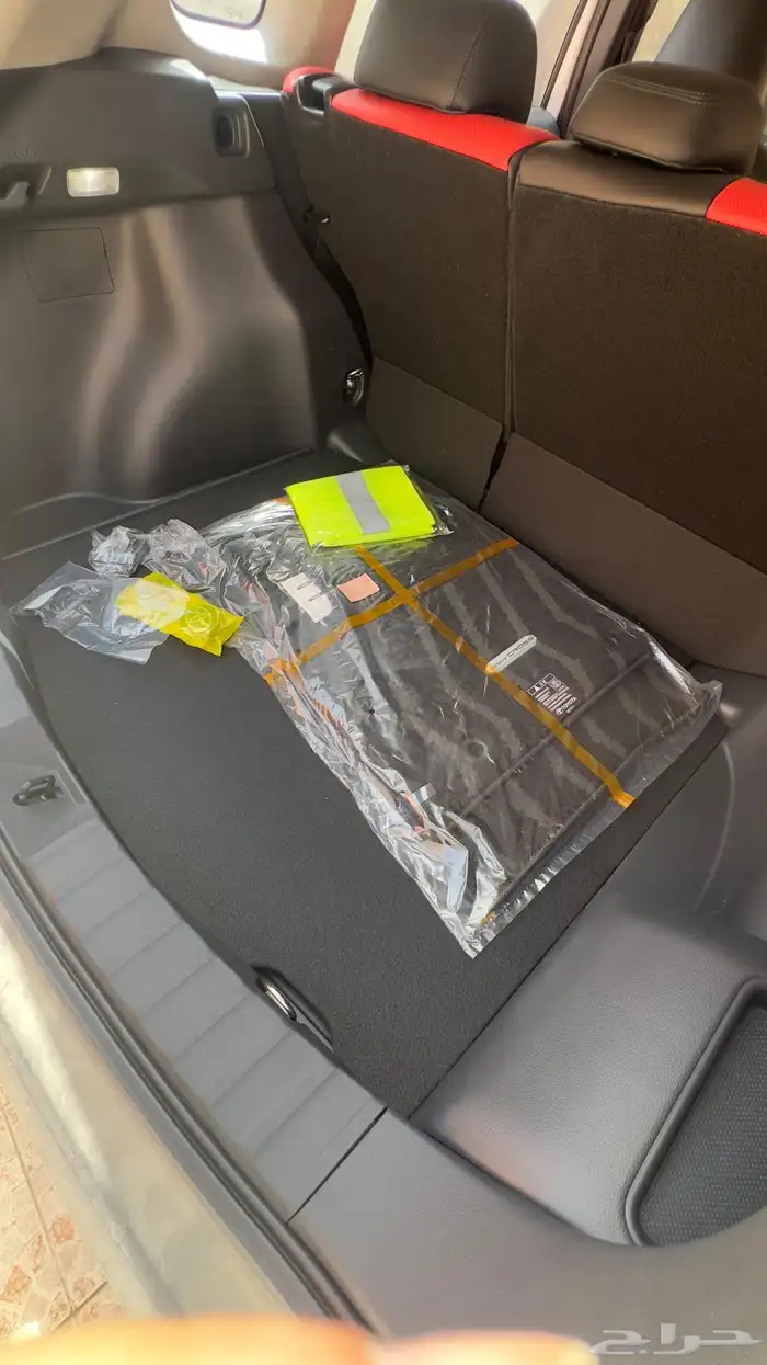 كرولا اصفار هايبرد 2025( كروس ) 30