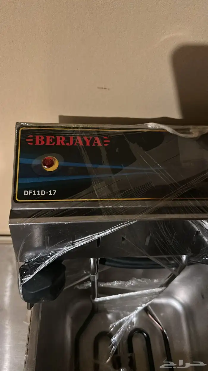 معدات مطعم كاملة بحالة نظيفة 9