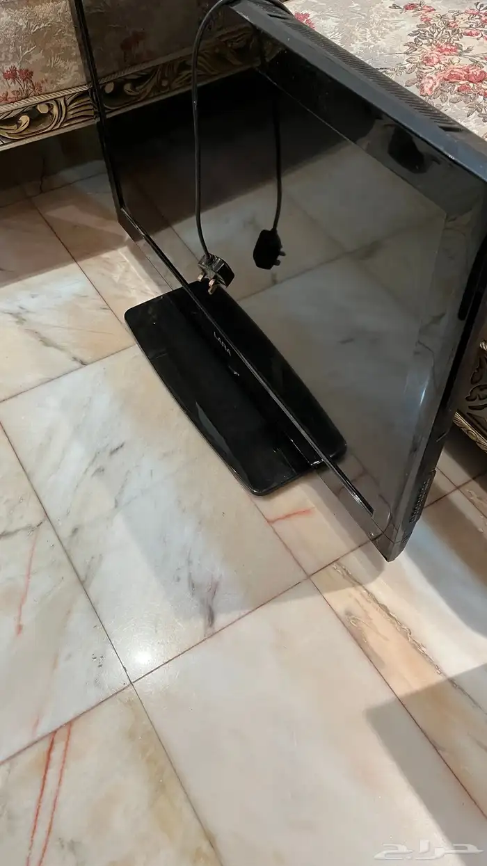 تلفزيون مع قاعده 0