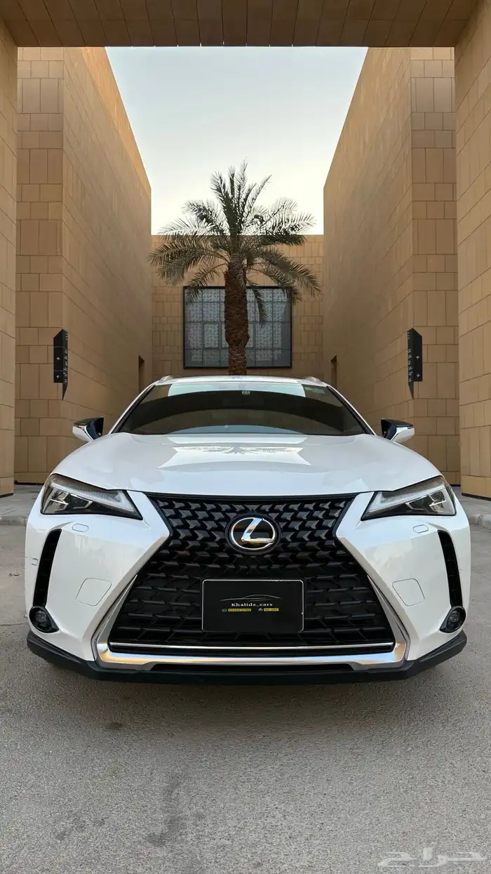 لكزس UX200 موديل 2019 سعودي مالك اول 5