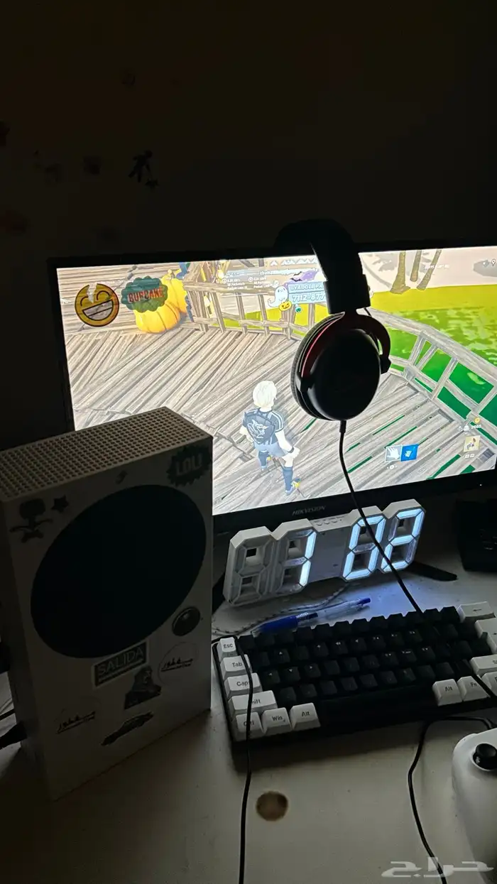 اكس بوكس مع شاشة 0