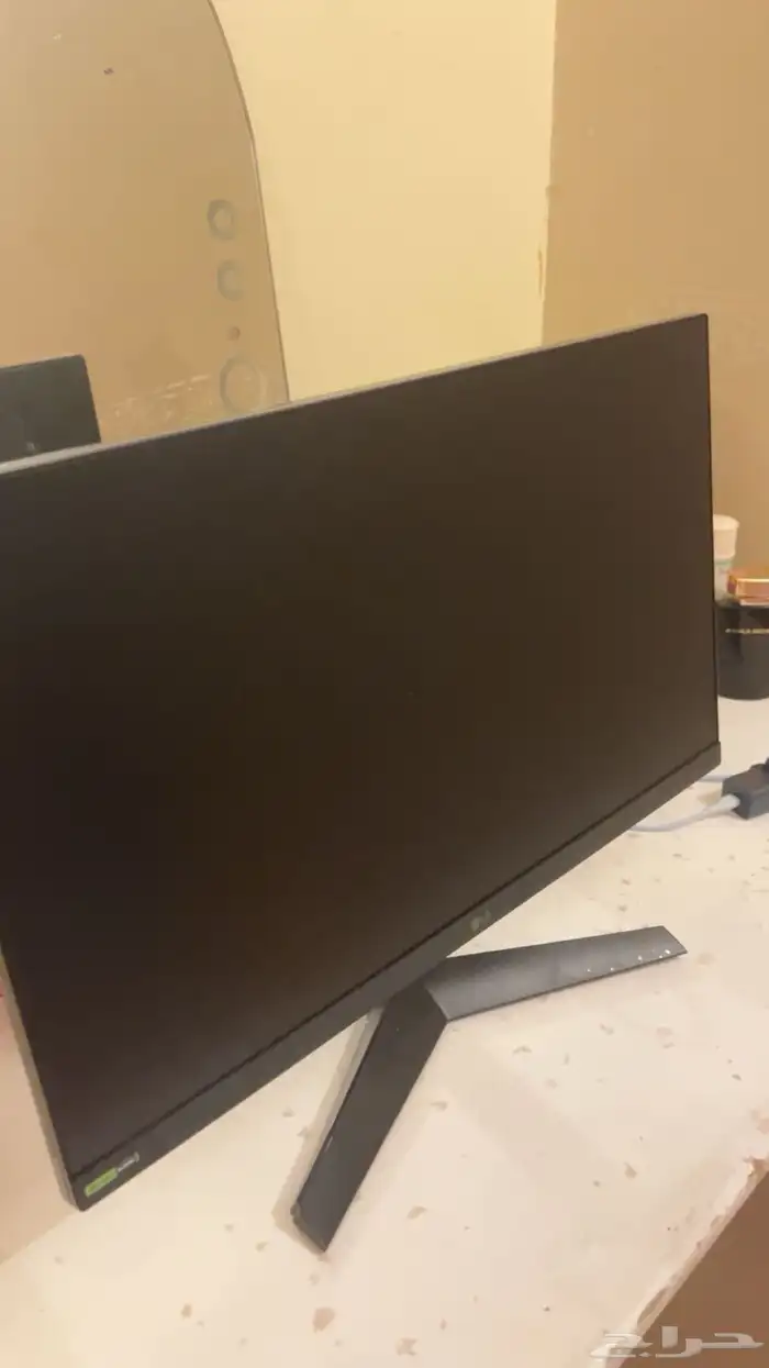 شاشه 180 فريم 24 بوصه 1 ملي سكنت 1